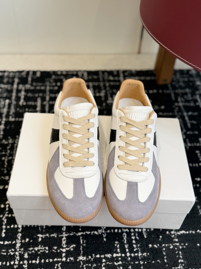 Ma1s0n Marg*e1a CALFSKIN S57WS0409