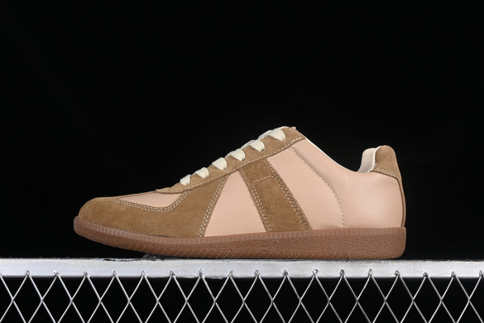 MAISON MARGIELA CALFSKIN BROWN S58WS0108