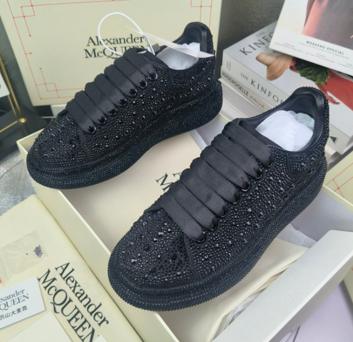 A1exa*der MCQ217