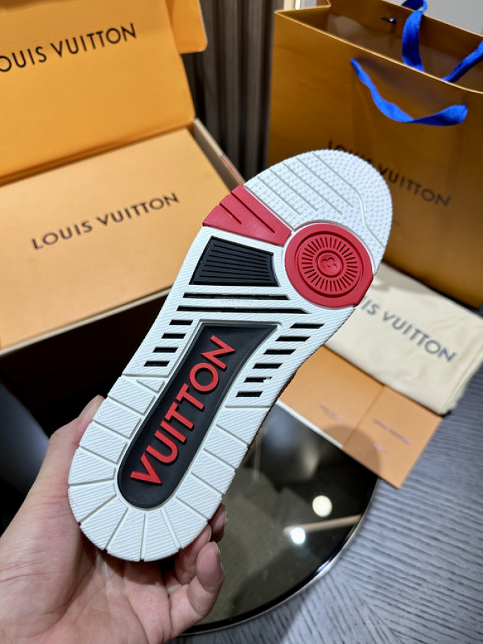 LV snekaers L0000356