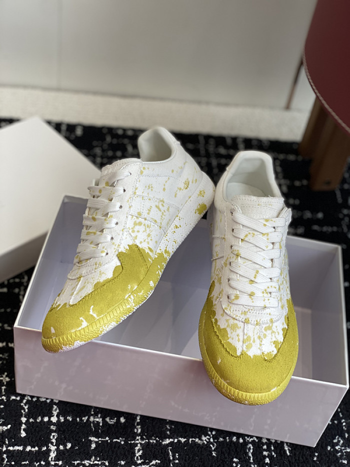 MAISON MARGIELA CALFSKIN S57WS0336