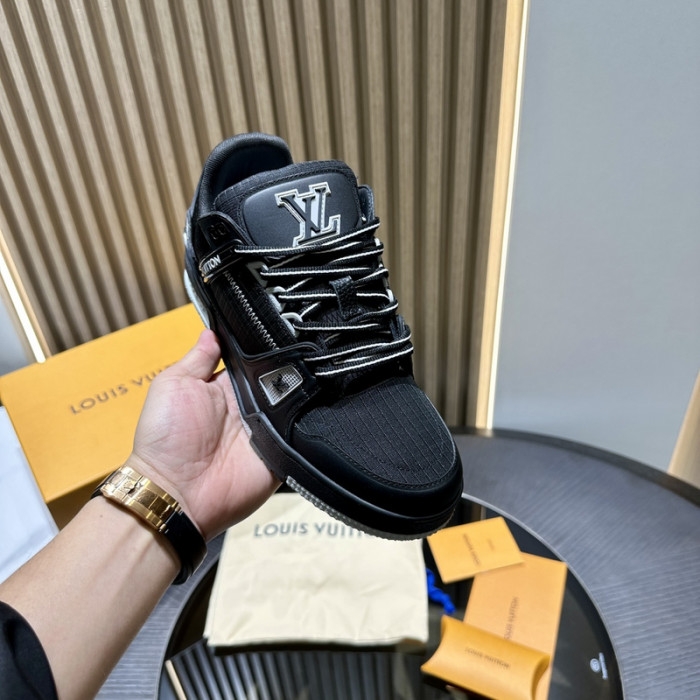 LV snekaers L0000448
