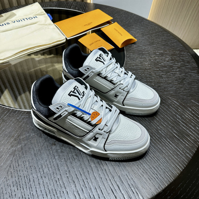 LV snekaers L0000677