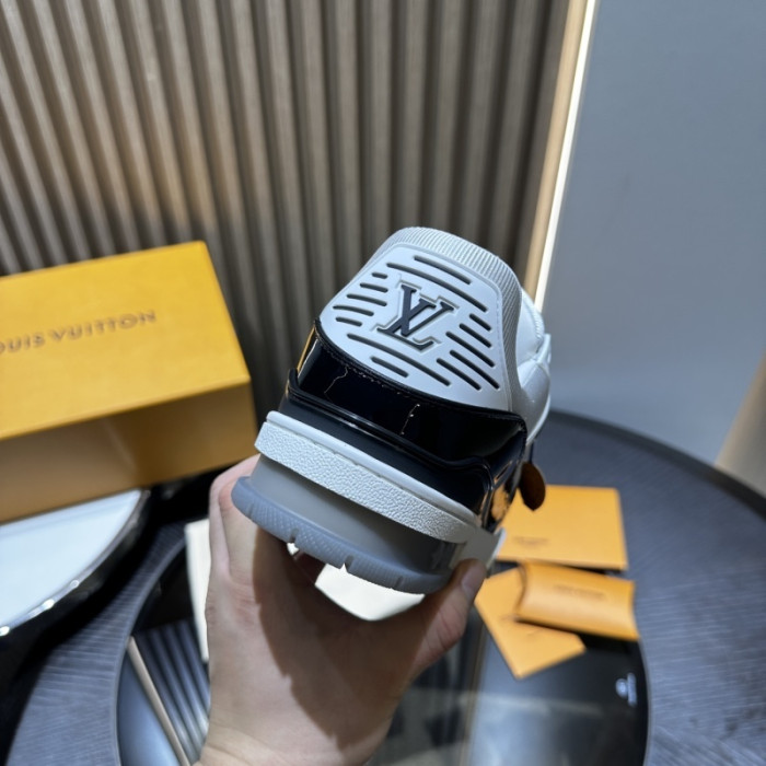 LV snekaers L0000666