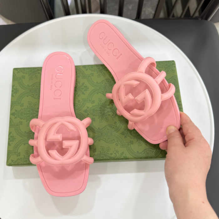 Gucc* Sandal149