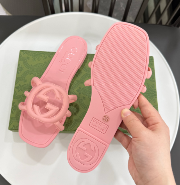 Gucc* Sandal149