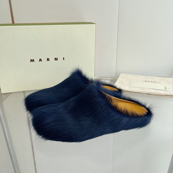 Marni Slides M011