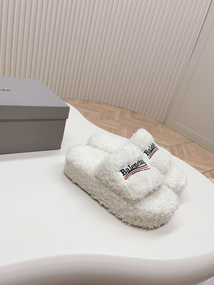 Balenciag* Sandal BS78