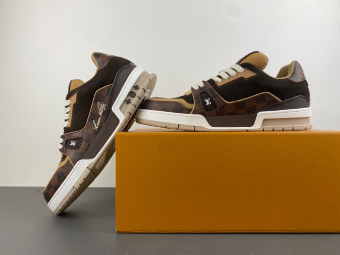 LV snekaers L0000712