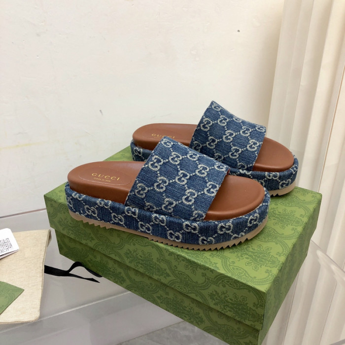 Gucc* Sandal144