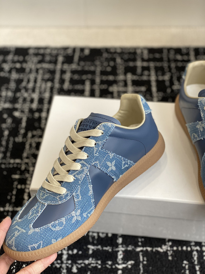 MAISON MARGIELA CALFSKIN S57WS0297