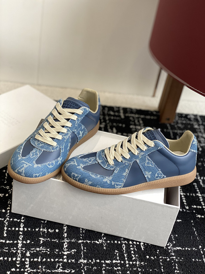 MAISON MARGIELA CALFSKIN S57WS0297