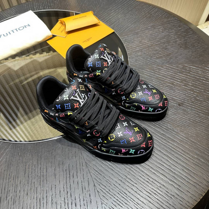 LV snekaers L0000497