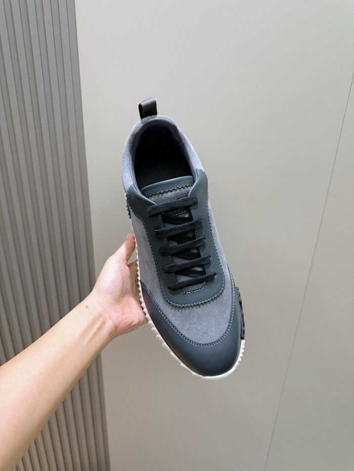 H**me5 snekaers hm104