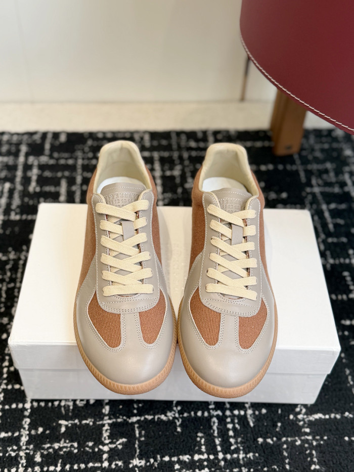 Ma1s0n Marg*e1a CALFSKIN S57WS0403