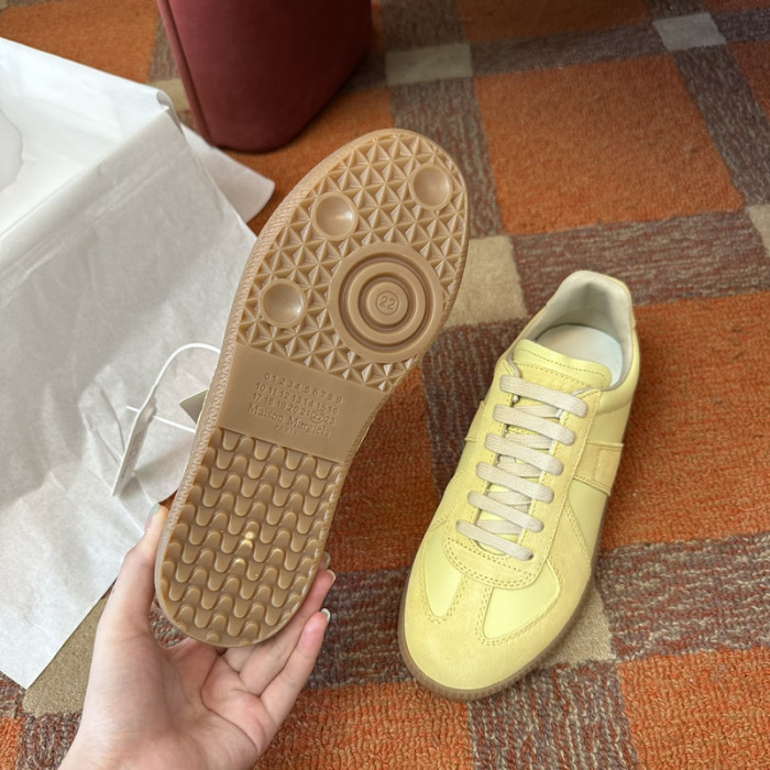 MAISON MARGIELA CALFSKIN S57WS0250