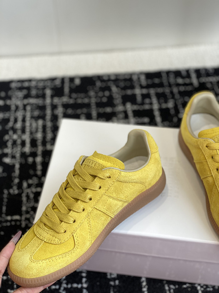 MAISON MARGIELA CALFSKIN S57WS0328