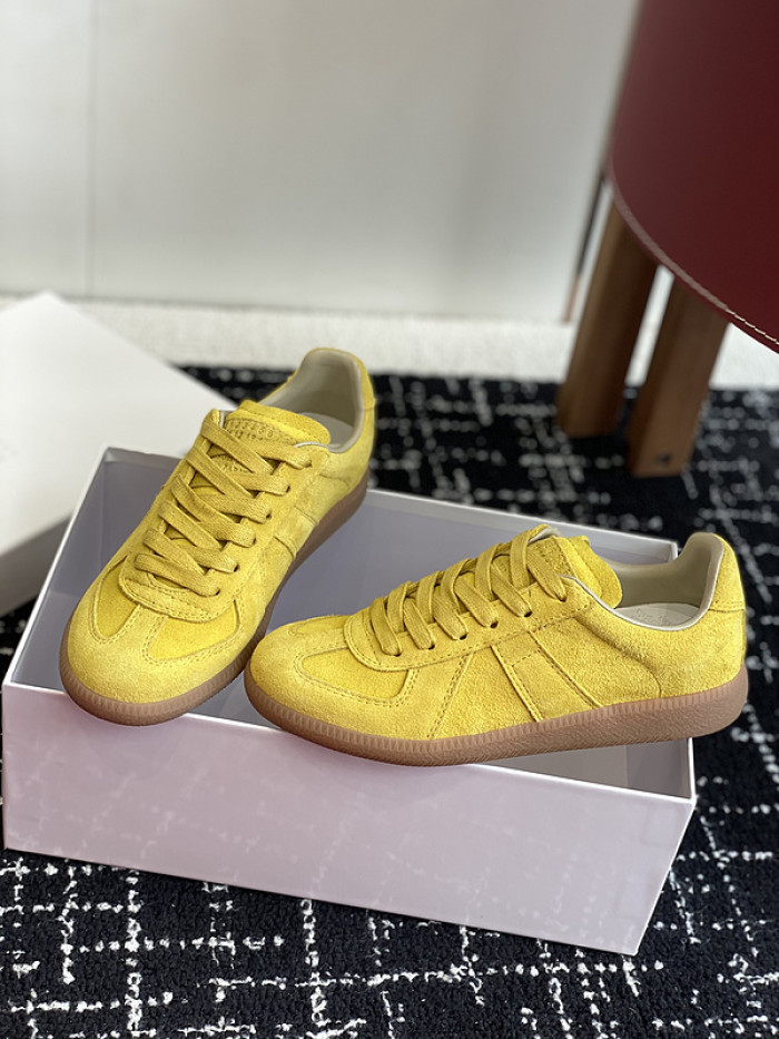 MAISON MARGIELA CALFSKIN S57WS0328